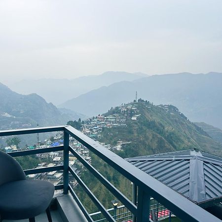 Queens Hill By Edge Mussoorie Eksteriør bilde
